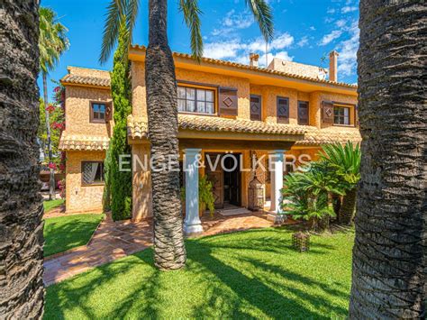 Benidorm Villa In Benidorm, Valencian Community, Spain For Sale (12993684)