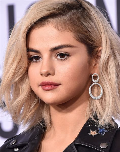 6 inspirações de maquiagem Selena Gomez 2Beauty Marina Smith