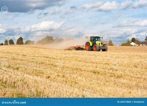 Tractor on field stock photo. Image of work, farming - 26547860