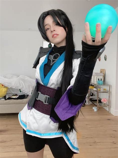 Pokimane gives life to Valorant’s Sage with stunning cosplay - Dexerto