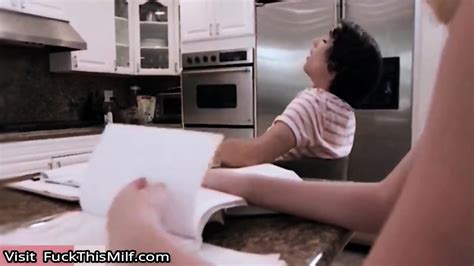 Smooth MILF Snatch Melissa Lynn