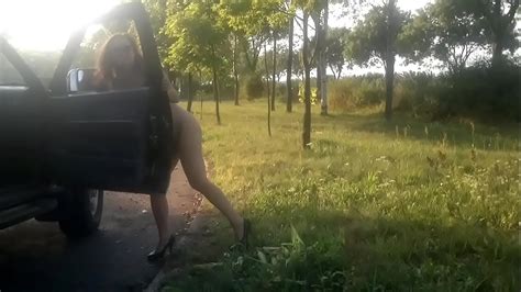 Amateur Wife SingSins Naked Public Expose And Flashing On Carpark XNXX