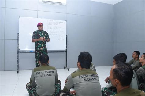 Prajurit Petarung Hiu Perkasa Yonmarhanlan Iii Laksanakan Latihan Sar