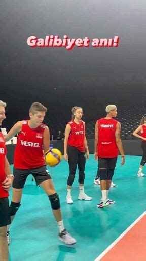 Sema adlı kullanıcının yeni panosundaki Pin Video Voleybol