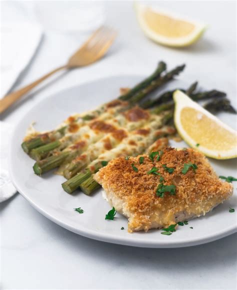 Easy Baked Cod With Parmesan Breadcrumb Topping Happily Unprocessed