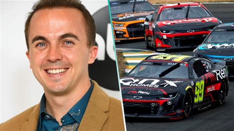 Adi S A Malcolm Frankie Muniz Se Convierte En Piloto De Nascar De