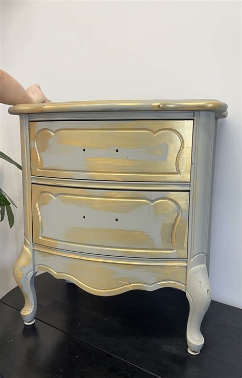 Barbie Trend Inspired Nightstand Makeover Fusion Mineral Paint