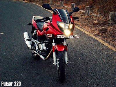 Bajaj Pulsar 220