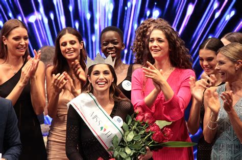 Chi Ofelia Passaponti La Nuova Miss Italia Fidanzata Con Un