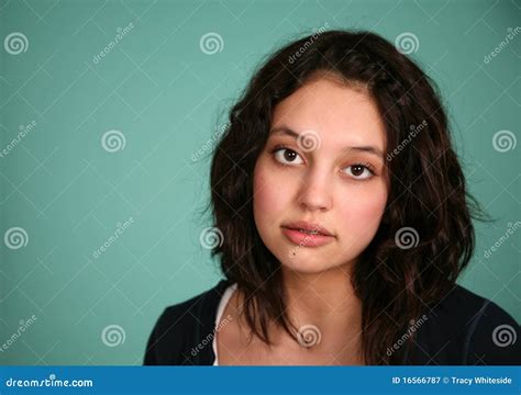 Muchacha Hermosa De Latina Del Preadolescente Imagen De Archivo Imagen De Persona Estudio