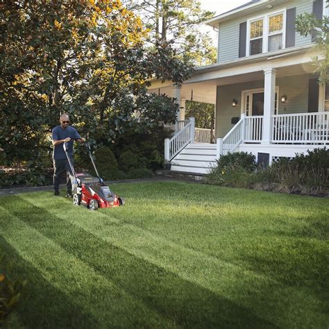 Toro V Max In Stripe Dual Blades Self Propelled Mower