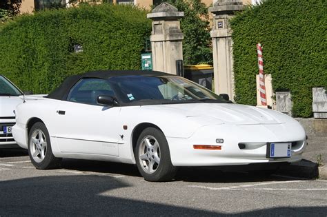 Description Du Véhicule Pontiac Firebird 4 Encyclopédie Automobile