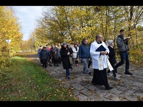 Procesja różańcowa i Mszą św w kościele filialnym w Potoczku 29 10 23