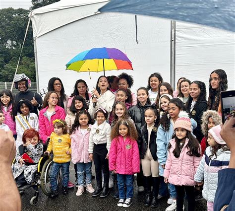 Laluche Se Une à Campanha “todos Juntos Pelo Rio Grande Do Sul” Do Sbt