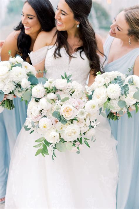 Wedding Bouquets The Most Common Types Explained