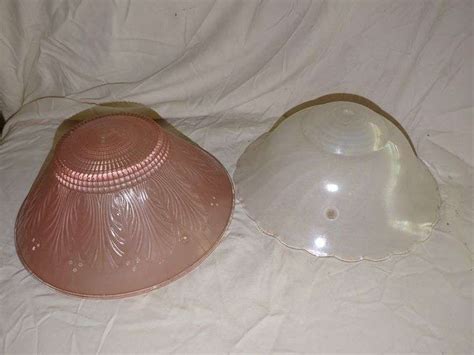 2 VINTAGE GLASS LIGHT FIXTURE SHADES Isabell Auction