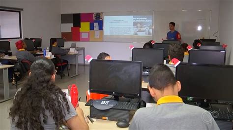 Projeto Oferece Curso De Capacita O Profissional A Jovens De Baixa