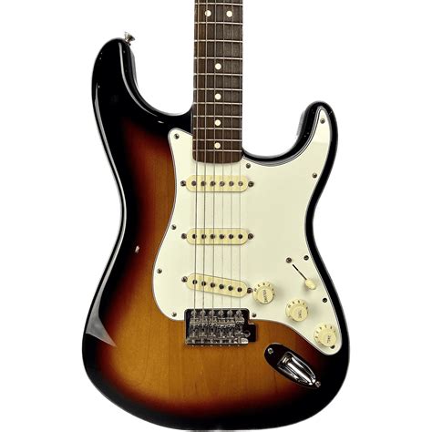 Fender Mexican Standard Stratocaster, Three-tone Sunburst (Pre-owned)