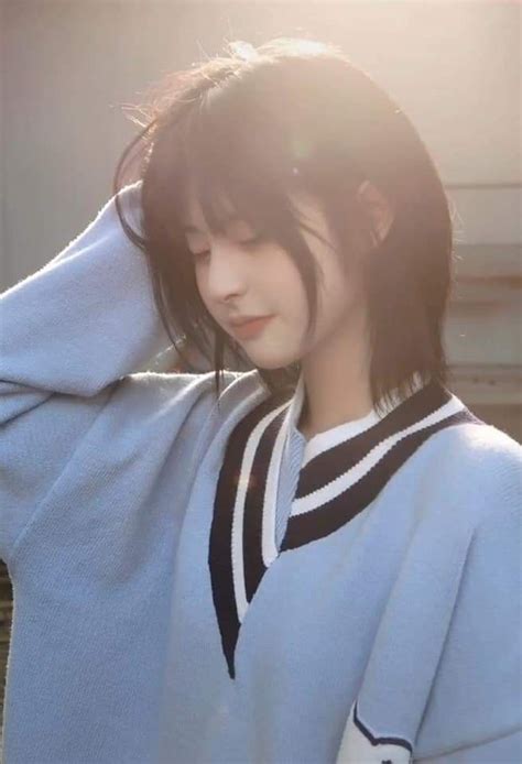 Pin By Min Su On Justina Xie Girls Short Haircuts Ulzzang Short