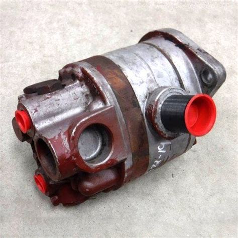 Used Hydraulic Pump Compatible With Allis Chalmers