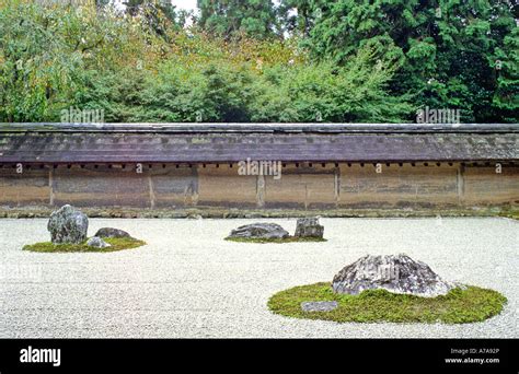 The Zen Rock Garden of Ryoan-ji Stock Photo - Alamy