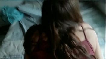 Golpeando el coño de la esposa XVIDEOS