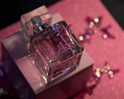 Ароматы LIKE ME и LIKE KISS от PARFUMS GENTY.