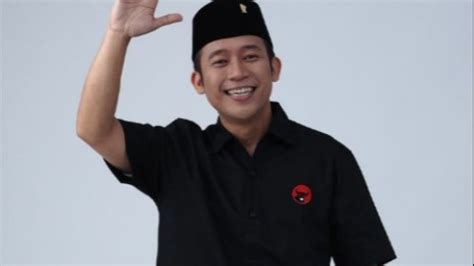 Joss Pelawak Deny Cagur Tembus Ke Senayan Dari Dapil Ii Jabar Ungguli