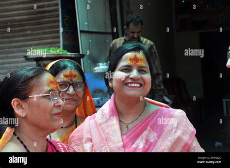 ujjain madhya pradesh india    devotees   mahakal