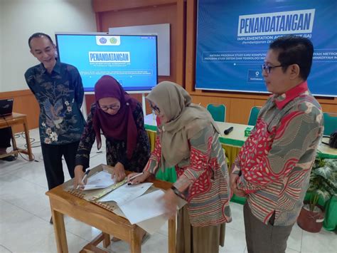 Prodi S Ilmu Komputer Um Metro Menandatangani Implementation Agreement