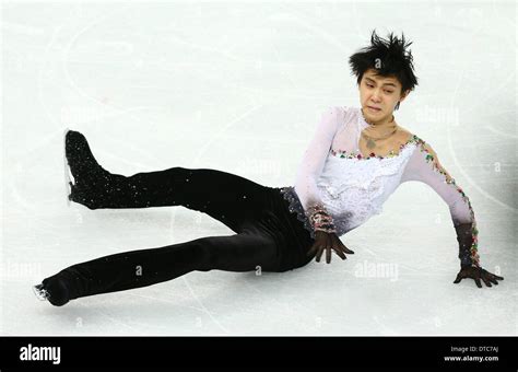 Sochi Russia 14th Feb 2014 Yuzuru Hanyu Of Japan Falls During The