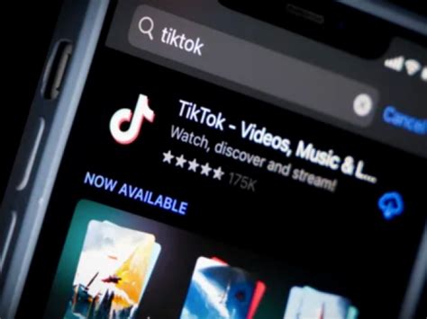 Top hot trend TikTok thu hút lượt xem khủng nhất tháng qua