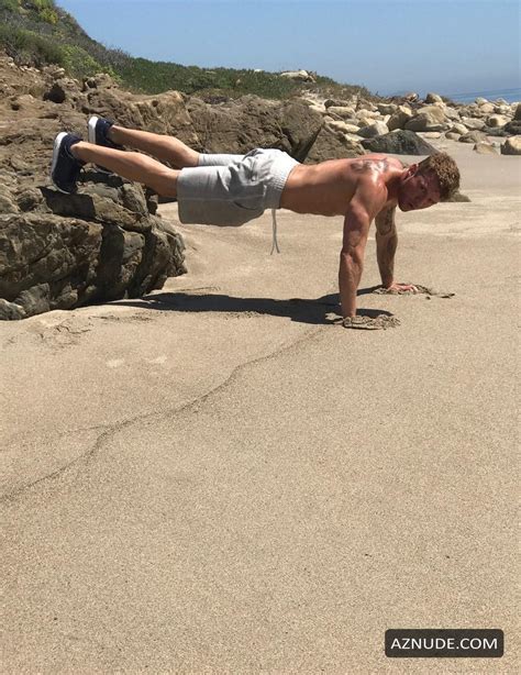 Ryan Phillippe Nude And Sexy Photo Collection AZNude Men