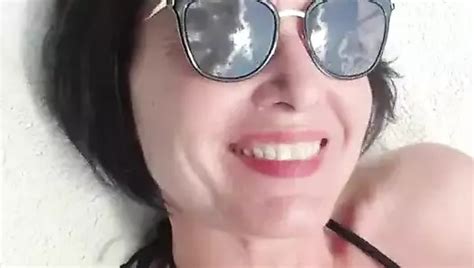 Super Gl Cklicher Giddy Geile Anal Masturbation Muschi Fingerspiele Session Xhamster