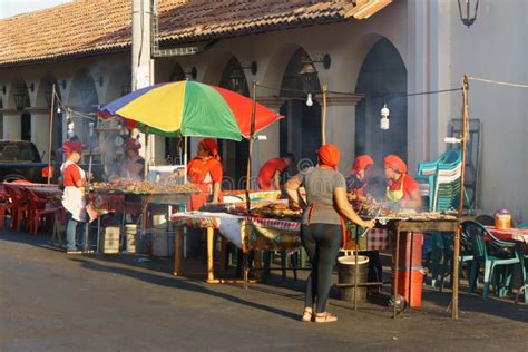 Leon, Leon, Nicaragua - March 10, 2018: Nicaraguan Women Cooking on the ...