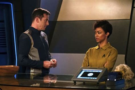 Jason Isaacs as Capt. Gabriel Lorca and Sonequa Martin-Green as Cmdr ...