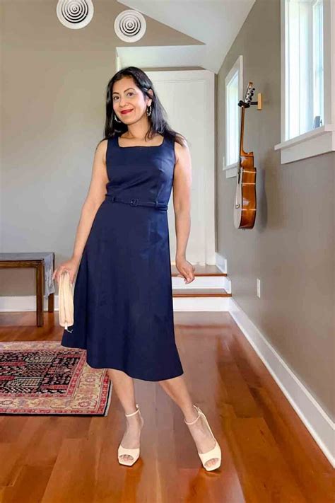 The Navy Blue Dress: A Timeless Classic - Fashionipa