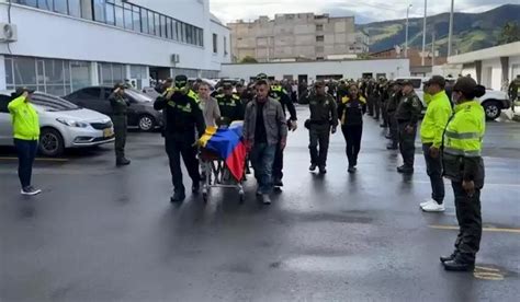 Como H Roe De La Patria Fue Despedido Polic A Asesinado En Cai De Pasto