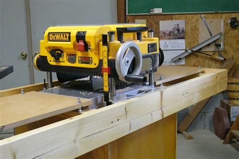 Dewalt 735 Workstation With Inoutfeed Tables By Ajosephg