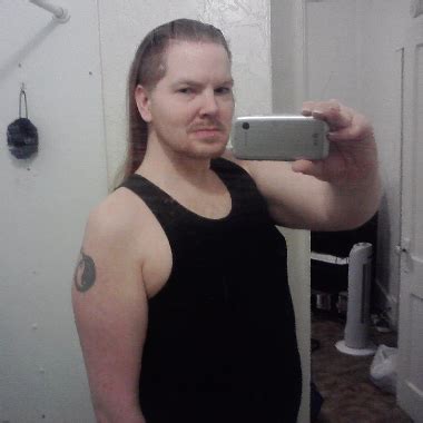 jährige Oma mit jähriger MILF fickt feuchte Teen Muschi in geilem Dreier xHamster