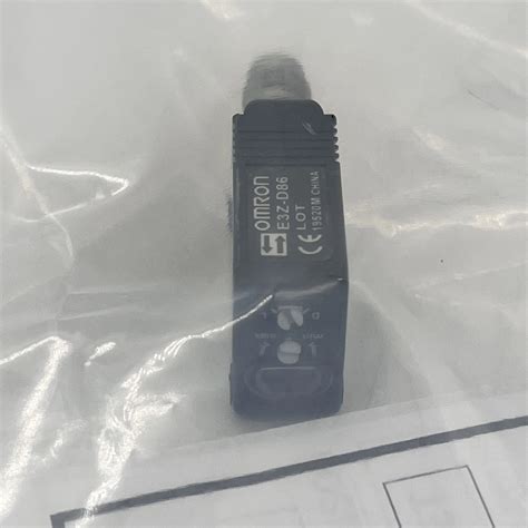 Japan Plc Switch Sensor E3z-r61 E3z-d86 - Buy E3z-d86,E3z-r61,E3z-r61 Product on Alibaba.com