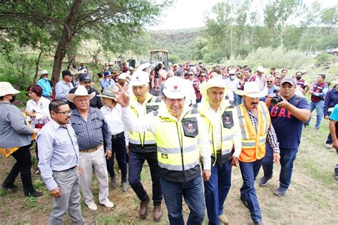 Gobernador David Monreal inicia la reconstrucción de la carretera