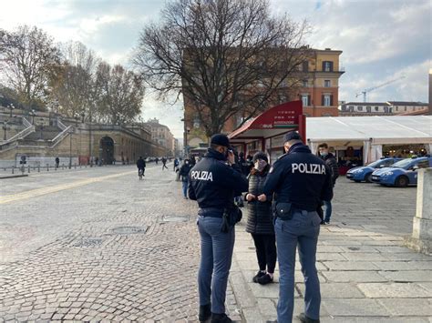 Sotto Organico E Con Il 10 Del Personale Senza Vaccino Polizia E