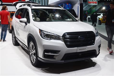 Subaru Ascent Suv Pics Specs And Details Car Magazine