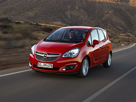 Opel Meriva - технические характеристики, модельный ряд, комплектации ...