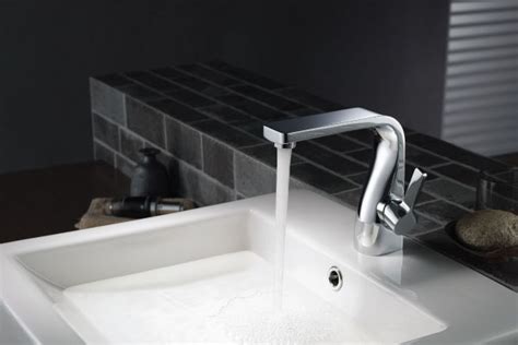 Serie 260™ - Modern Bath Faucet Collection | Isenberg