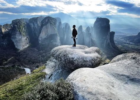 Best Tours of Meteora: Discover Breathtaking Monasteries