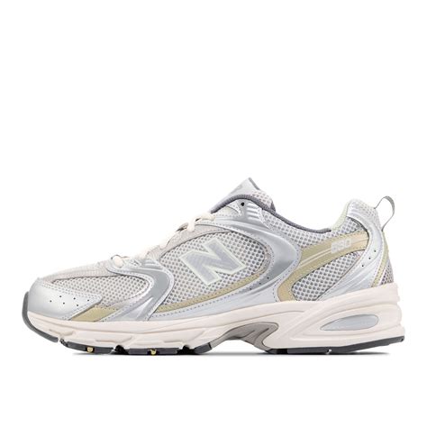 Кроссовки New Balance 530 MR530KMW Серый купить в Москве с доставкой ...