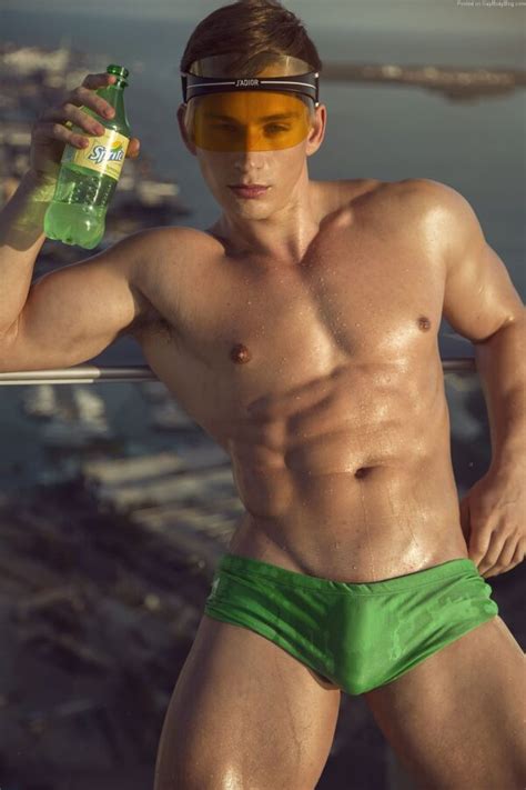 Reno Gold Gets Wet For Carlos Campos Nude Men Nude Male Models Gay Porn GayBodyBlog