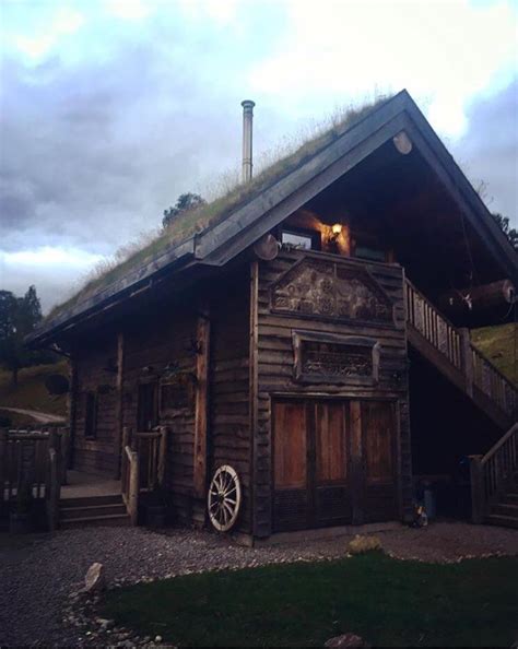 Canadian log cabin in the Scottish Highlands : r/CabinPorn